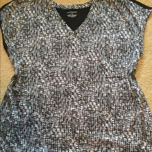 Lane Bryant active work out top 18/20 black white